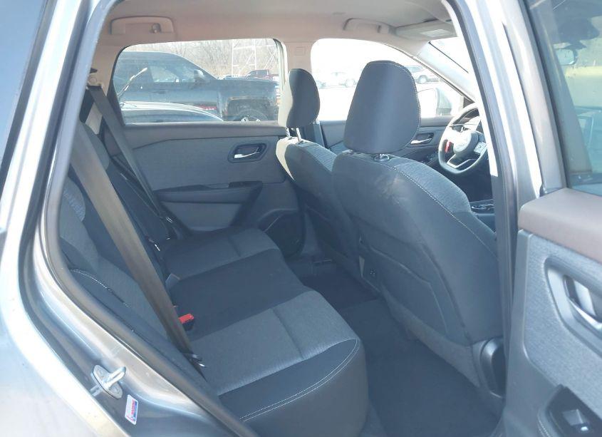 Photo 8 of 2022 Nissan Rogue SV INTELLIGENT AWD (VIN 5N1BT3BB0NC705916)