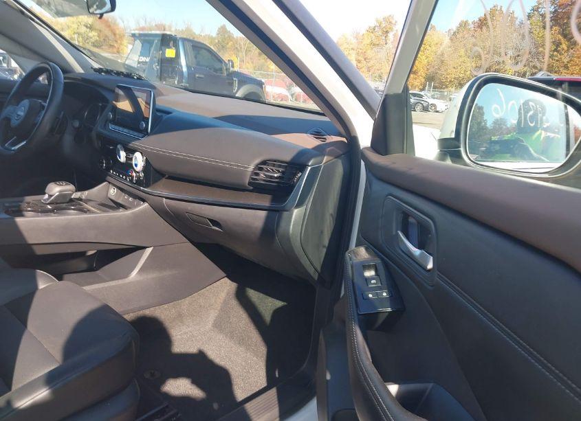 Photo 5 of 2023 Nissan Rogue SV INTELLIGENT AWD (VIN 5N1BT3BB0PC750941)