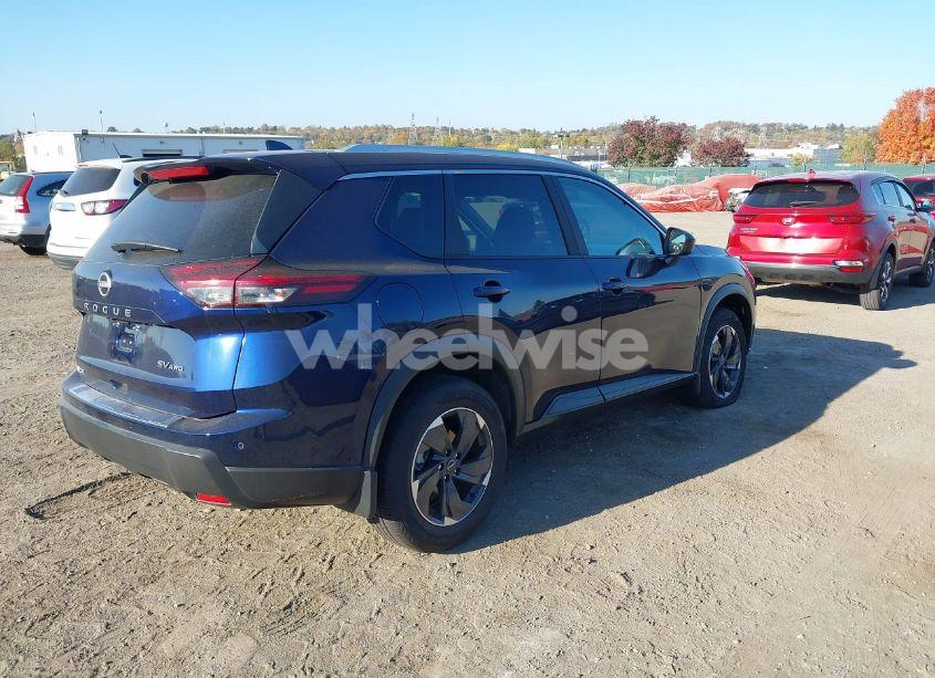 Photo 4 of 2024 Nissan Rogue SV INTELLIGENT AWD (VIN 5N1BT3BB0RC734368)