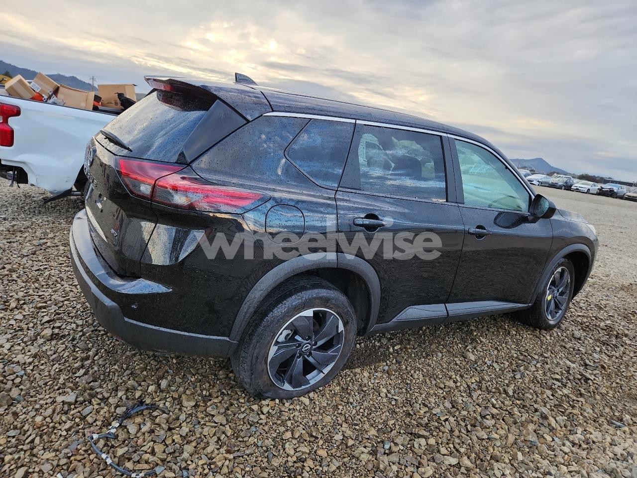 Photo 3 of 2025 NISSAN ROGUE SV (VIN 5N1BT3BB0SC829163)
