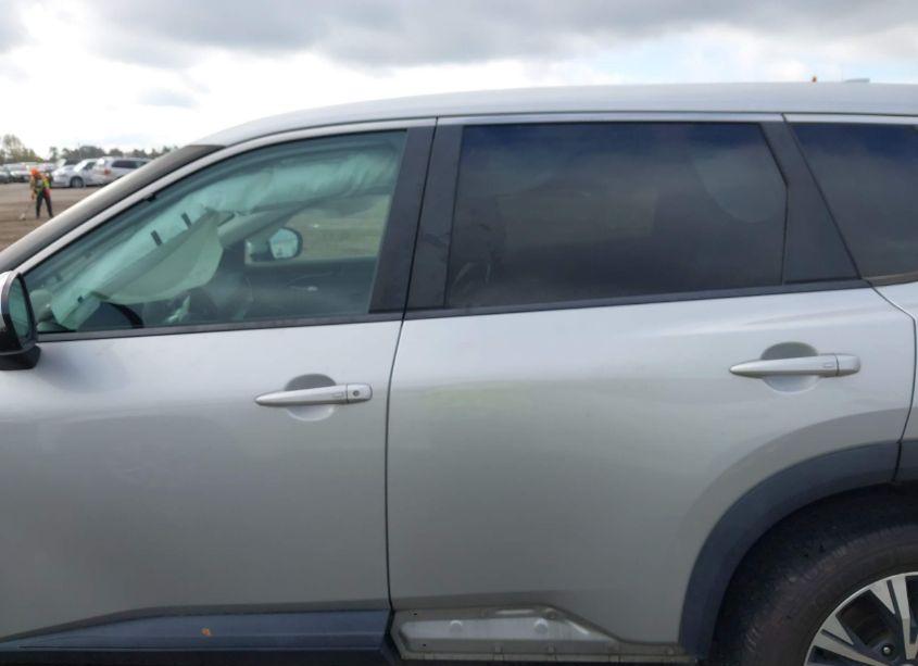 Photo 13 of 2022 Nissan Rogue SV INTELLIGENT AWD (VIN 5N1BT3BB1NC670268)