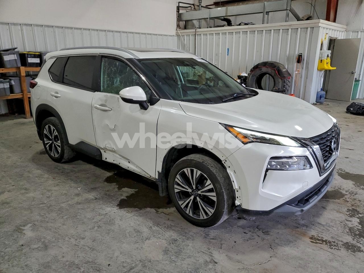 Photo 4 of 2022 NISSAN ROGUE SV (VIN 5N1BT3BB1NC702183)