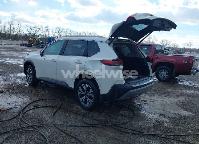 Photo 3 of 2022 Nissan Rogue SV INTELLIGENT AWD (VIN 5N1BT3BB1NC734454)