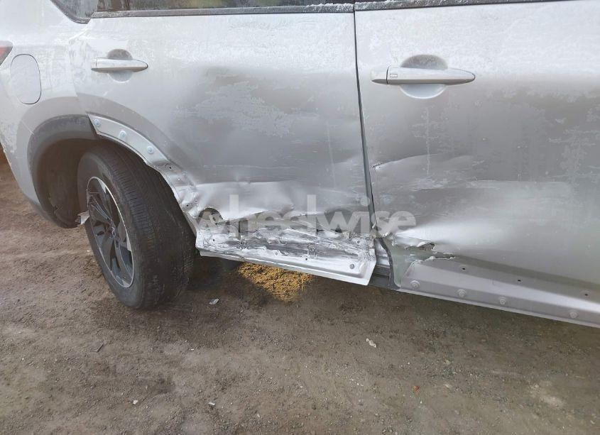 Photo 6 of 2024 Nissan Rogue SV INTELLIGENT AWD (VIN 5N1BT3BB1RC704604)