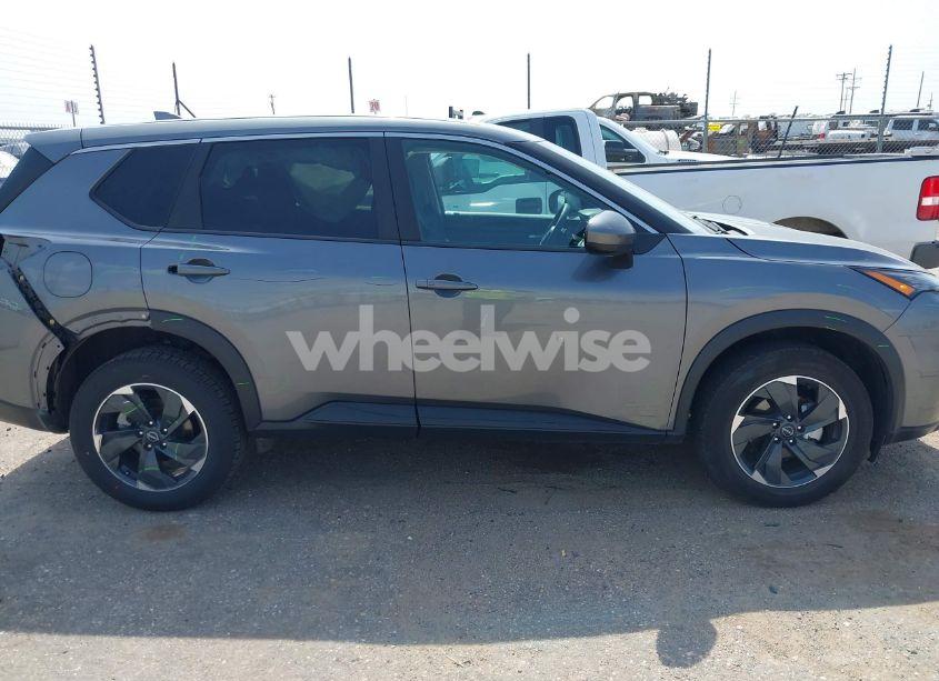 Photo 13 of 2024 Nissan Rogue SV INTELLIGENT AWD (VIN 5N1BT3BB1RC708927)