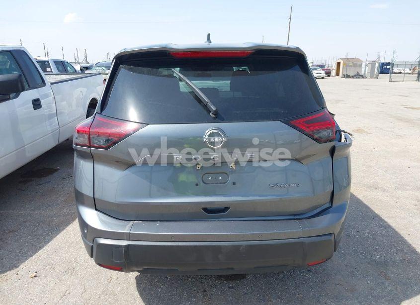 Photo 16 of 2024 Nissan Rogue SV INTELLIGENT AWD (VIN 5N1BT3BB1RC708927)