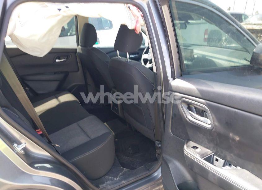 Photo 8 of 2024 Nissan Rogue SV INTELLIGENT AWD (VIN 5N1BT3BB1RC708927)