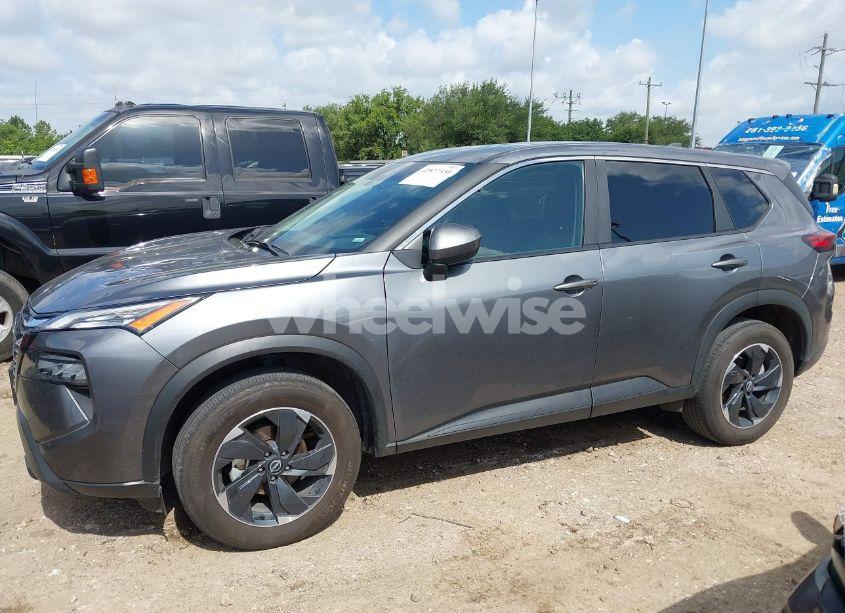 Photo 14 of 2024 Nissan Rogue SV INTELLIGENT AWD (VIN 5N1BT3BB1RC721872)