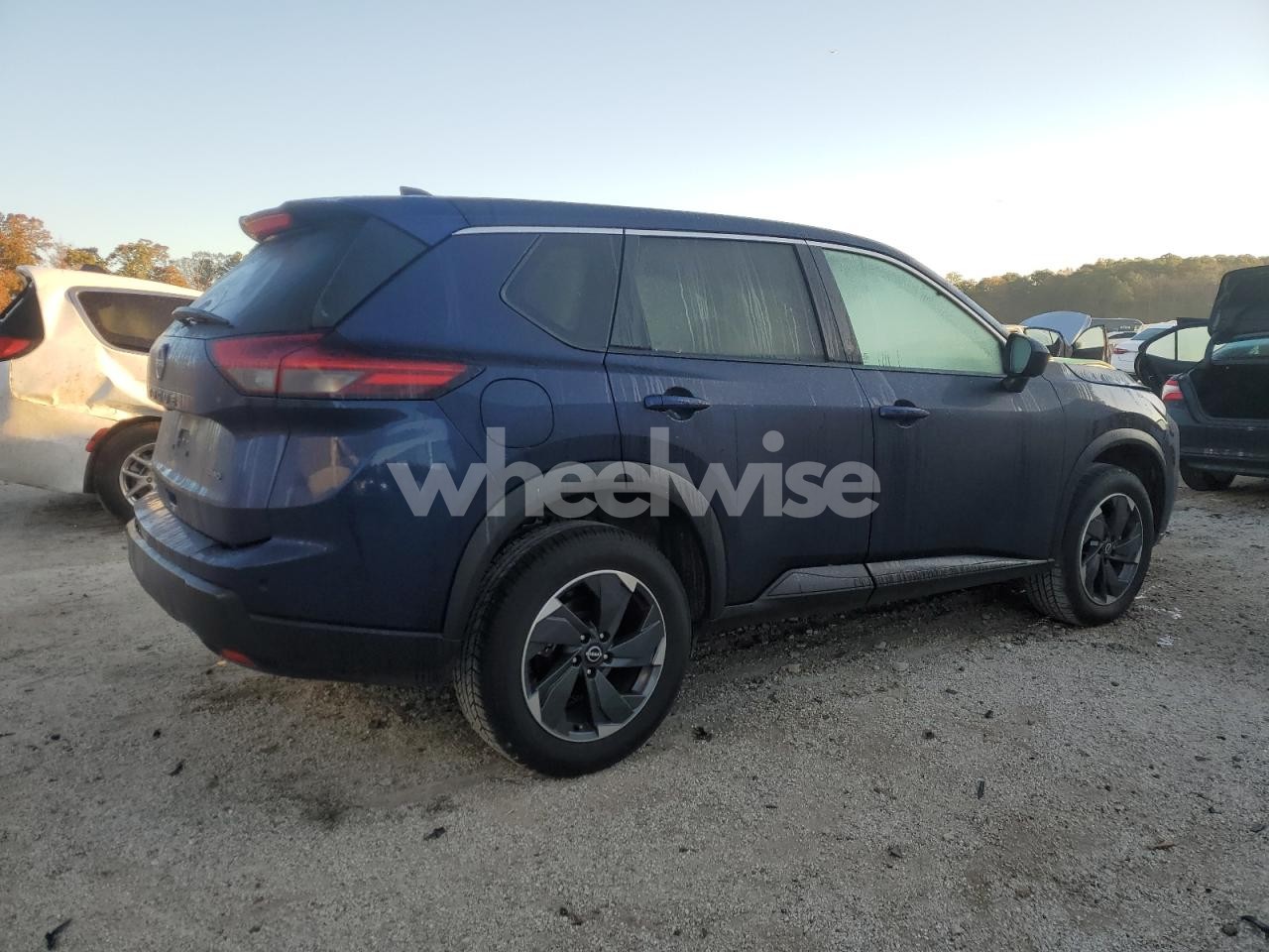 Photo 3 of 2025 NISSAN ROGUE SV (VIN 5N1BT3BB1SC813392)