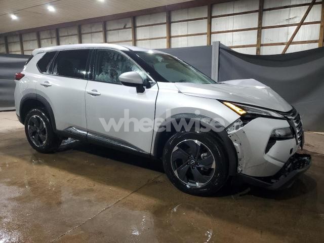 Photo 2 of 2025 NISSAN ROGUE SV (VIN 5N1BT3BB1SC814056)