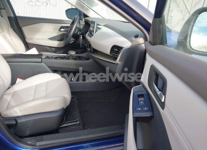 Photo 5 of 2022 Nissan Rogue SV INTELLIGENT AWD (VIN 5N1BT3BB2NC710471)