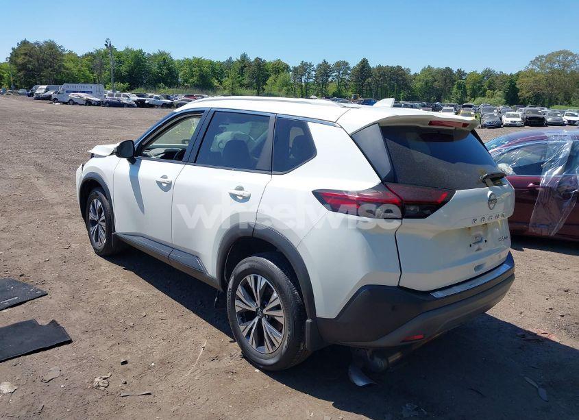 Photo 3 of 2022 Nissan Rogue SV INTELLIGENT AWD (VIN 5N1BT3BB2NC711992)