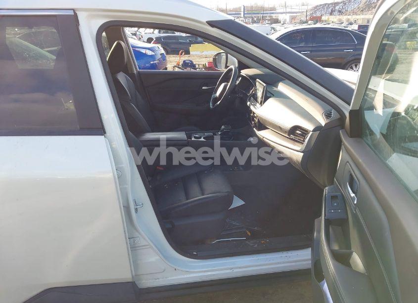 Photo 5 of 2023 Nissan Rogue SV INTELLIGENT AWD (VIN 5N1BT3BB2PC746339)