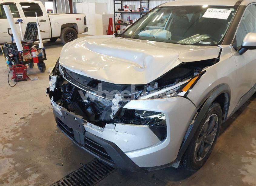 Photo 6 of 2024 Nissan Rogue SV INTELLIGENT AWD (VIN 5N1BT3BB2RC678952)