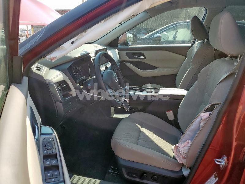 Photo 4 of 2025 NISSAN ROGUE SV (VIN 5N1BT3BB2SC777177)