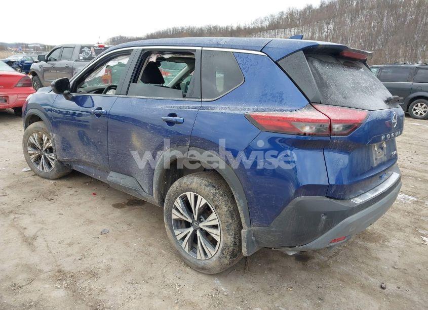 Photo 3 of 2022 Nissan Rogue SV INTELLIGENT AWD (VIN 5N1BT3BB3NC703769)