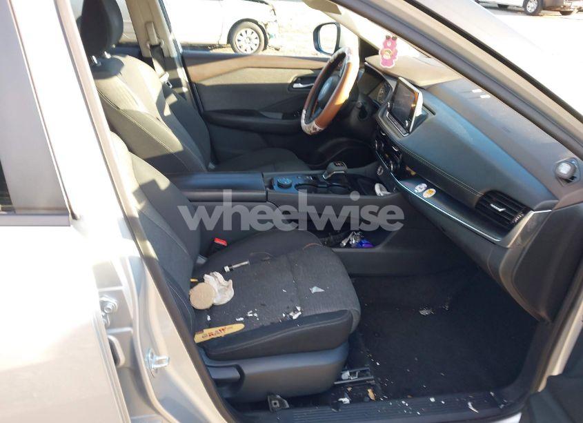 Photo 5 of 2022 Nissan Rogue SV INTELLIGENT AWD (VIN 5N1BT3BB3NC708485)