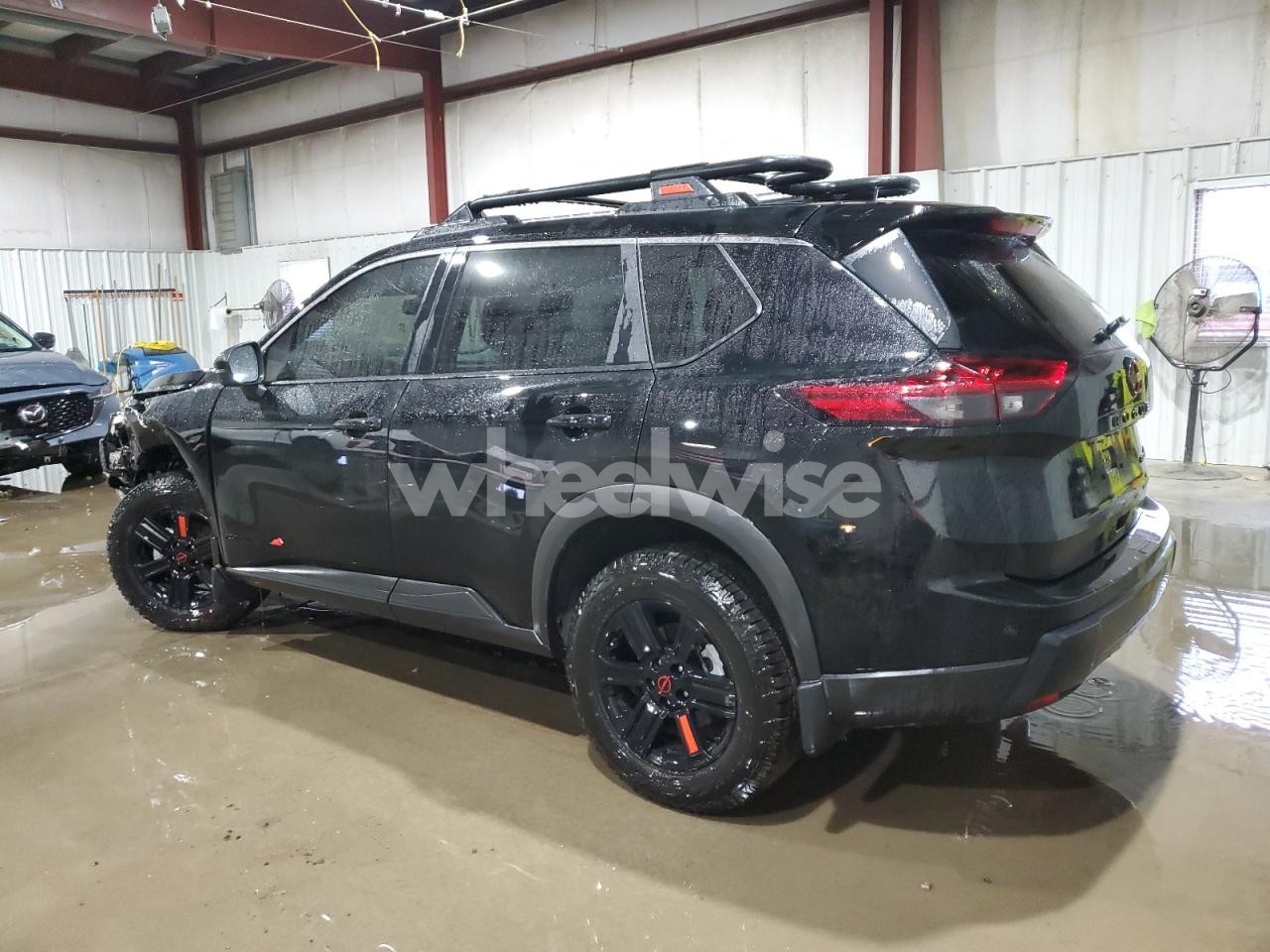 Photo 2 of 2025 NISSAN ROGUE SV (VIN 5N1BT3BB3SC785689)