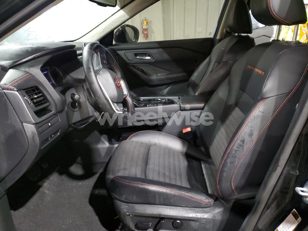 Photo 7 of 2025 NISSAN ROGUE SV (VIN 5N1BT3BB3SC785689)