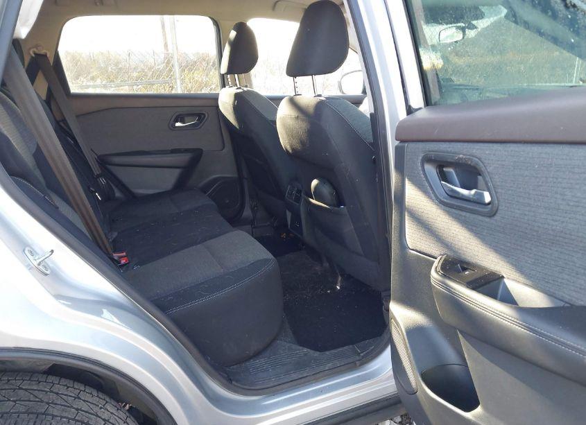 Photo 8 of 2022 Nissan Rogue SV INTELLIGENT AWD (VIN 5N1BT3BB4NC679255)