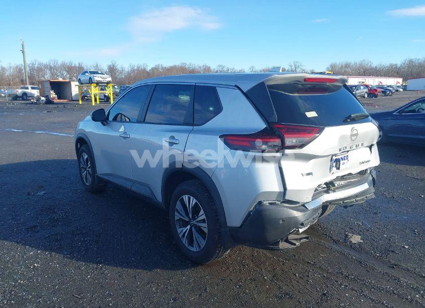 Photo 3 of 2022 Nissan Rogue SV INTELLIGENT AWD (VIN 5N1BT3BB4NC697755)