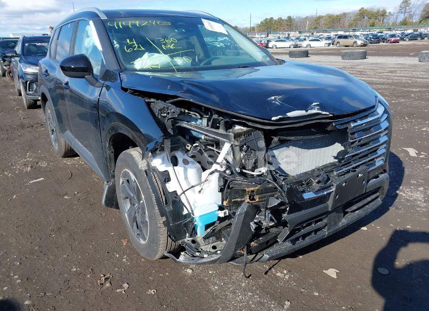 Photo 6 of 2024 Nissan Rogue SV INTELLIGENT AWD (VIN 5N1BT3BB4RC735815)