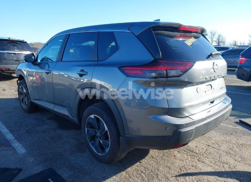 Photo 3 of 2024 Nissan Rogue SV INTELLIGENT AWD (VIN 5N1BT3BB4RC746782)