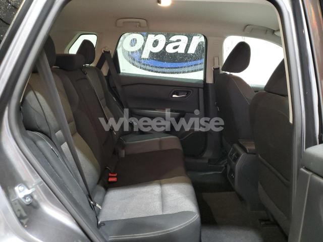 Photo 4 of 2025 NISSAN ROGUE SV (VIN 5N1BT3BB4SC792487)