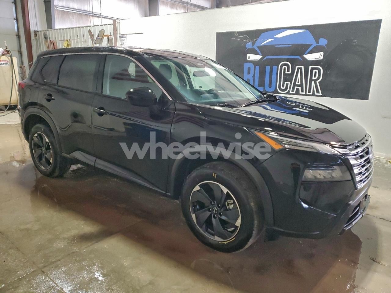 Photo 4 of 2025 NISSAN ROGUE SV (VIN 5N1BT3BB4SC833166)