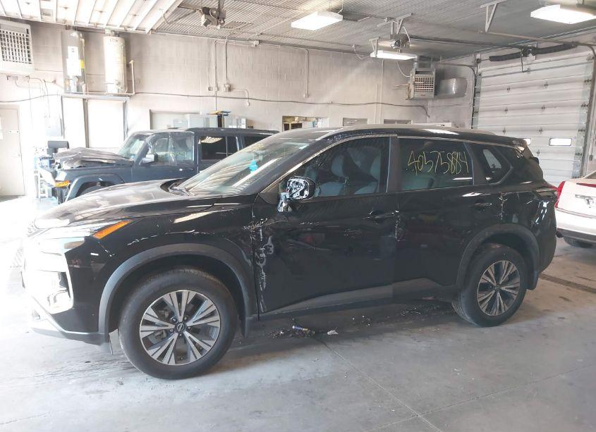 Photo 2 of 2023 Nissan Rogue SV INTELLIGENT AWD (VIN 5N1BT3BB5PC920517)