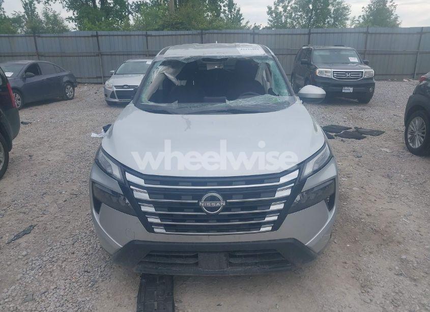 Photo 13 of 2024 Nissan Rogue SV INTELLIGENT AWD (VIN 5N1BT3BB5RC670974)