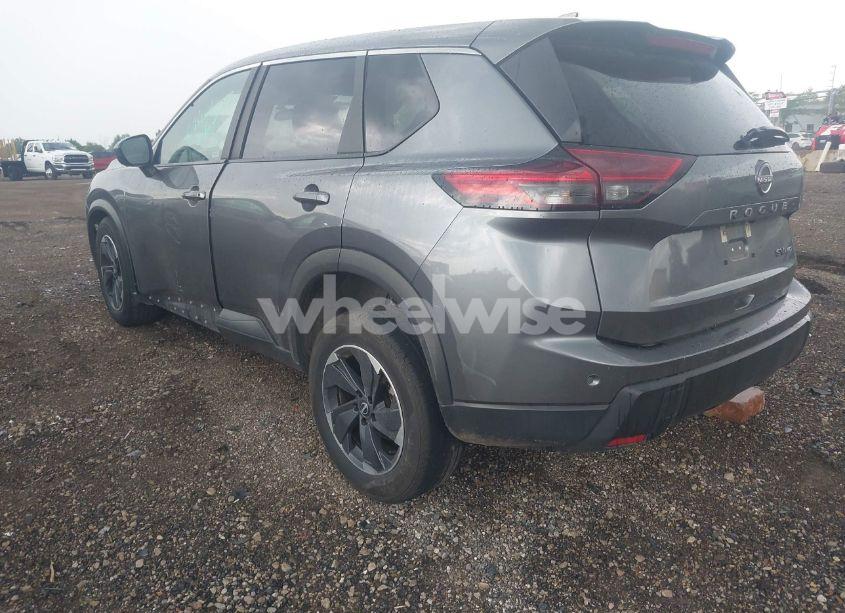 Photo 3 of 2024 Nissan Rogue SV INTELLIGENT AWD (VIN 5N1BT3BB5RC695891)