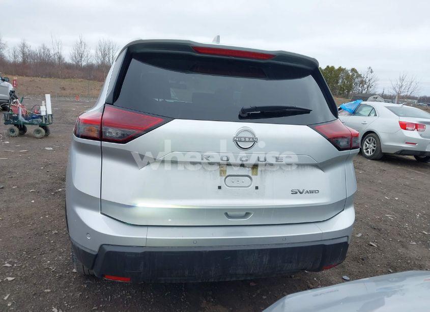 Photo 17 of 2024 Nissan Rogue SV INTELLIGENT AWD (VIN 5N1BT3BB5RC750601)