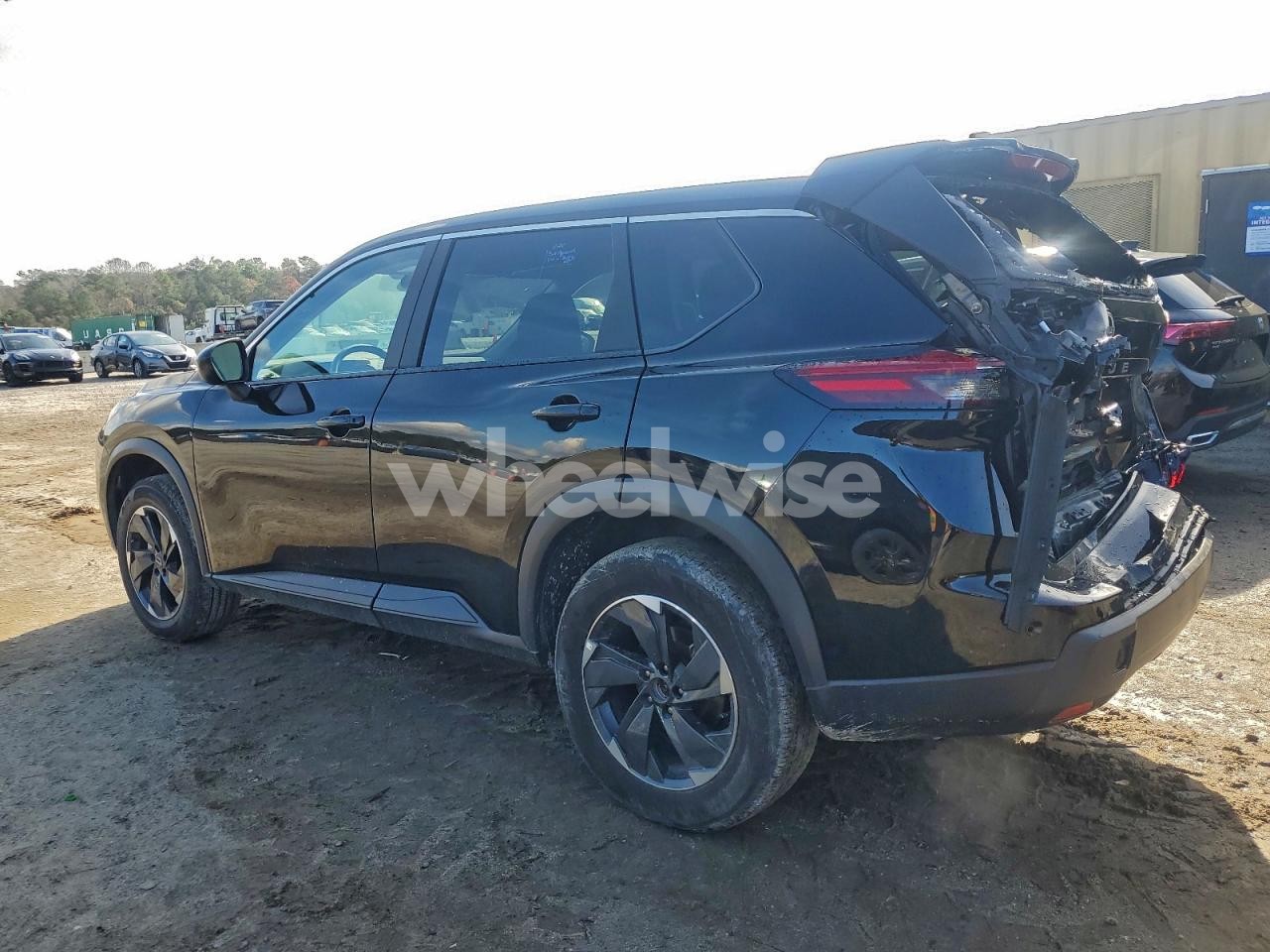 Photo 2 of 2025 NISSAN ROGUE SV (VIN 5N1BT3BB5SC815713)