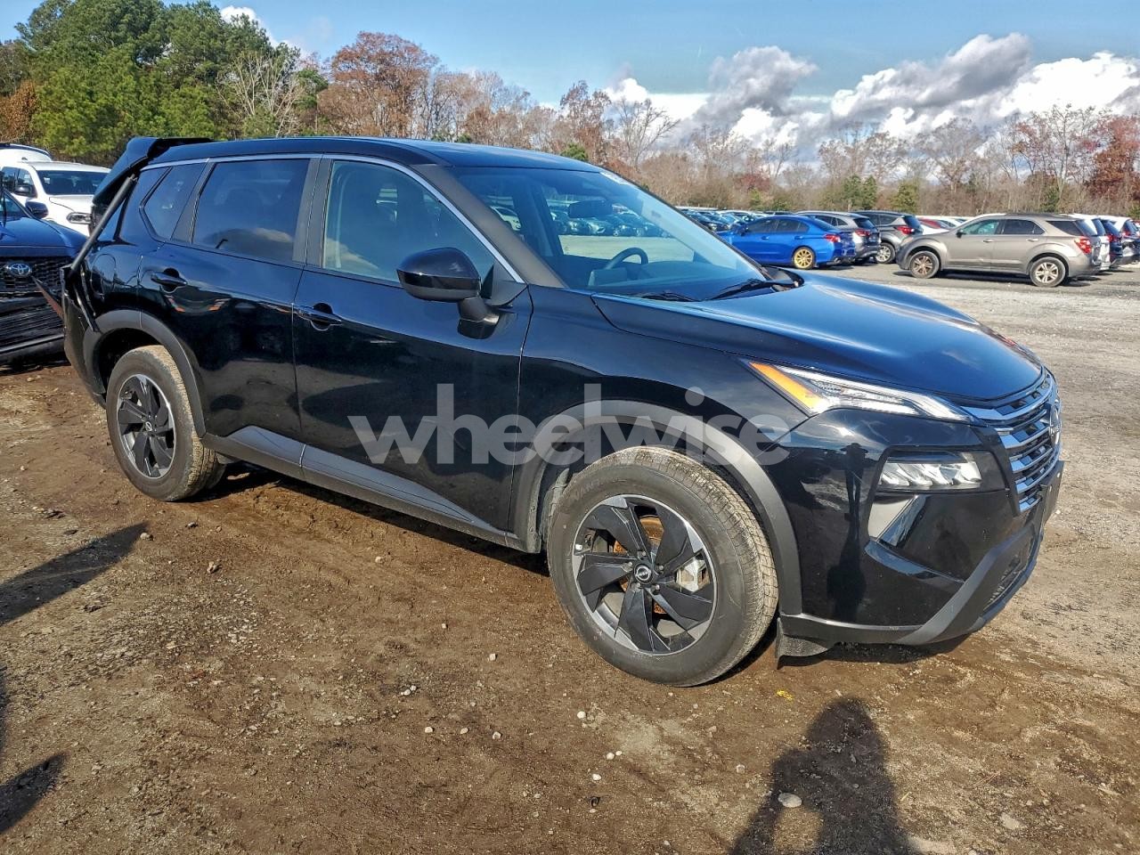Photo 4 of 2025 NISSAN ROGUE SV (VIN 5N1BT3BB5SC815713)