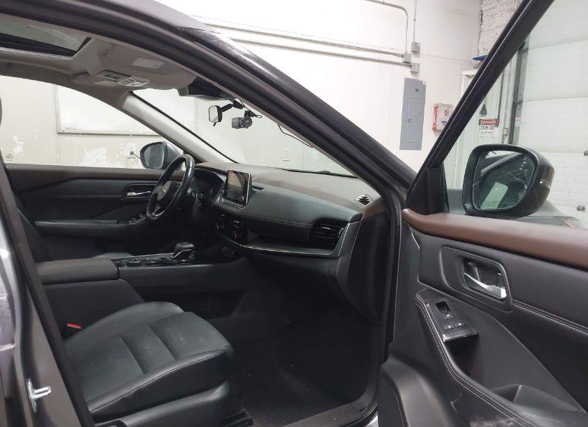 Photo 5 of 2022 Nissan Rogue SV INTELLIGENT AWD (VIN 5N1BT3BB6NC671139)