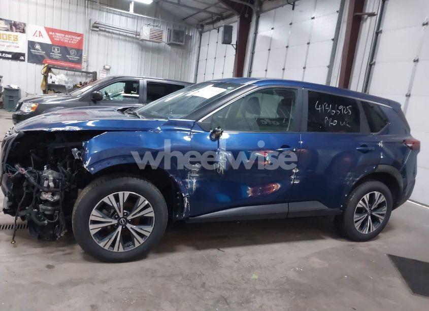 Photo 14 of 2022 Nissan Rogue SV (VIN 5N1BT3BB6NC701725)