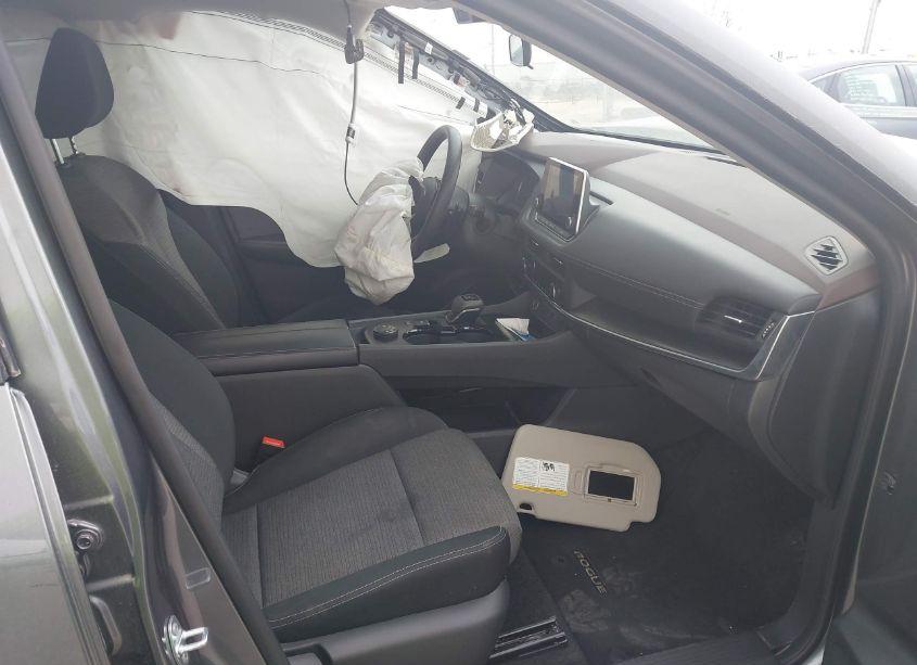 Photo 5 of 2023 Nissan Rogue SV INTELLIGENT AWD (VIN 5N1BT3BB6PC834715)