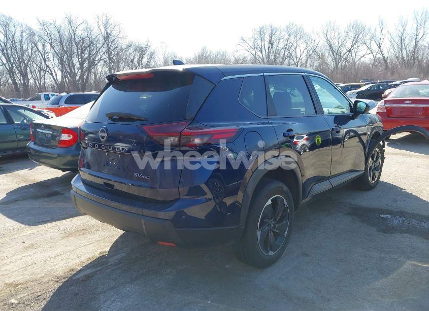 Photo 4 of 2024 Nissan Rogue SV INTELLIGENT AWD (VIN 5N1BT3BB6RC691820)