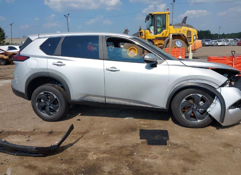 Photo 13 of 2024 Nissan Rogue SV INTELLIGENT AWD (VIN 5N1BT3BB6RC692076)