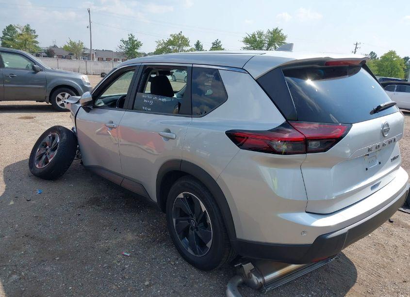 Photo 3 of 2024 Nissan Rogue SV INTELLIGENT AWD (VIN 5N1BT3BB6RC692076)