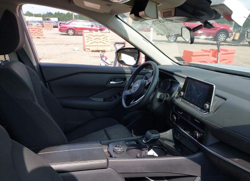 Photo 5 of 2024 Nissan Rogue SV INTELLIGENT AWD (VIN 5N1BT3BB6RC692076)