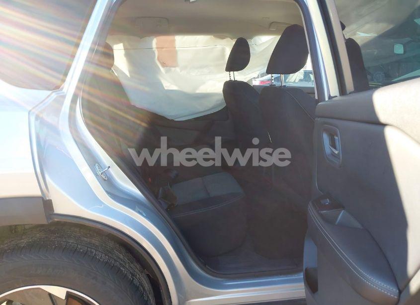 Photo 8 of 2024 Nissan Rogue SV INTELLIGENT AWD (VIN 5N1BT3BB6RC692109)