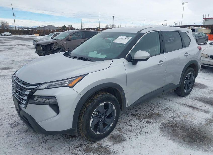 Photo 2 of 2024 Nissan Rogue SV INTELLIGENT AWD (VIN 5N1BT3BB6RC706610)