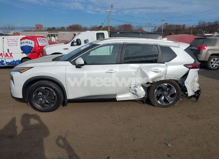 Photo 14 of 2024 Nissan Rogue SV INTELLIGENT AWD (VIN 5N1BT3BB6RC717252)