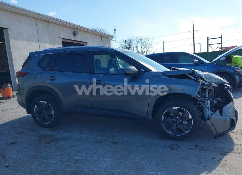 Photo 13 of 2024 Nissan Rogue SV INTELLIGENT AWD (VIN 5N1BT3BB6RC718577)