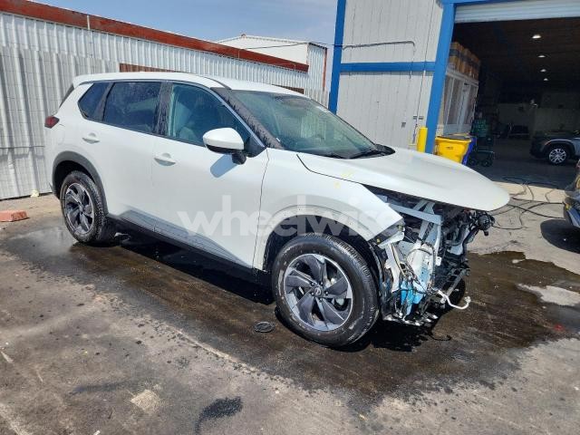 Photo 2 of 2025 NISSAN ROGUE SV (VIN 5N1BT3BB6SC765923)
