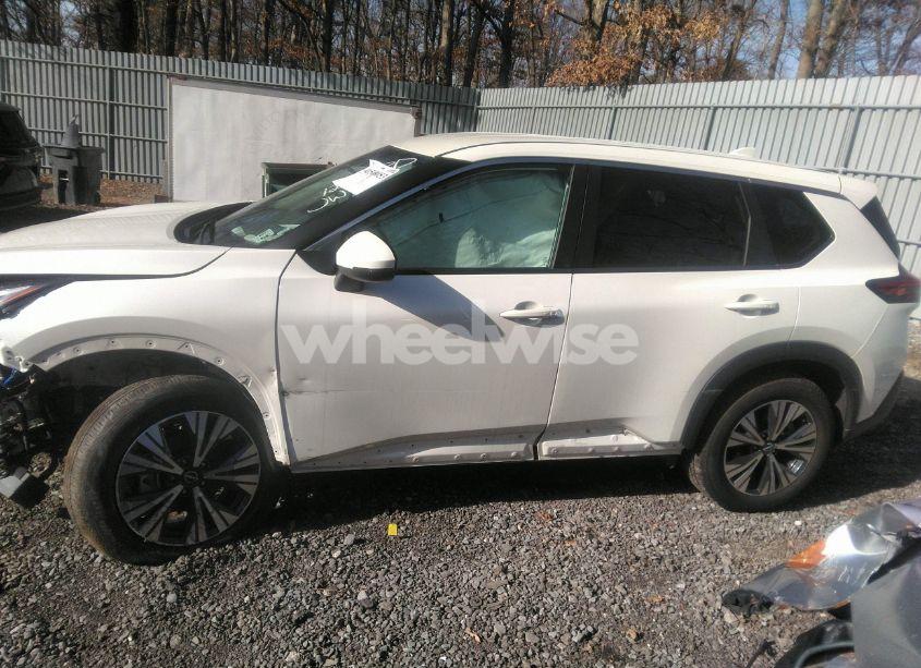 Photo 13 of 2022 Nissan Rogue SV INTELLIGENT AWD (VIN 5N1BT3BB7NC710191)