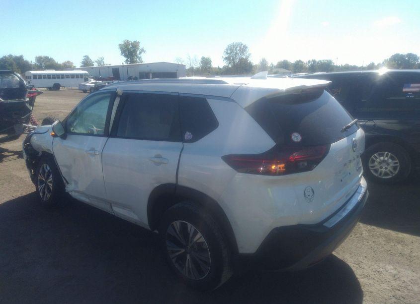 Photo 3 of 2023 Nissan Rogue SV INTELLIGENT AWD (VIN 5N1BT3BB7PC747471)