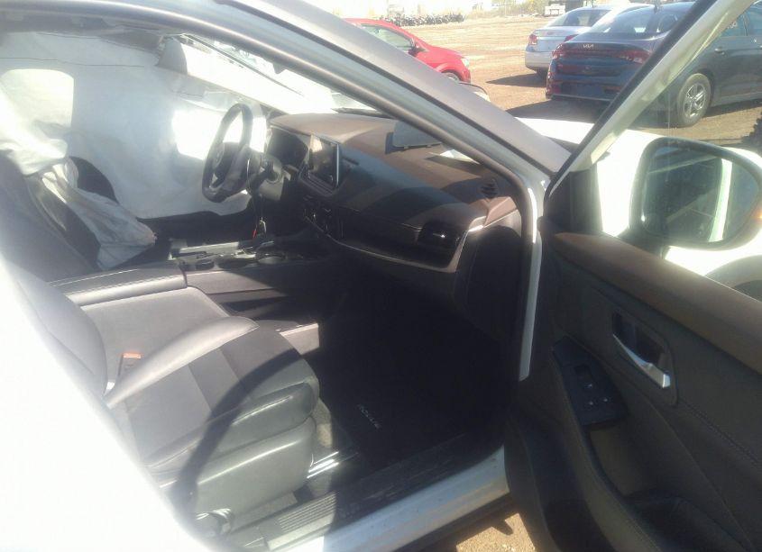 Photo 5 of 2023 Nissan Rogue SV INTELLIGENT AWD (VIN 5N1BT3BB7PC747471)